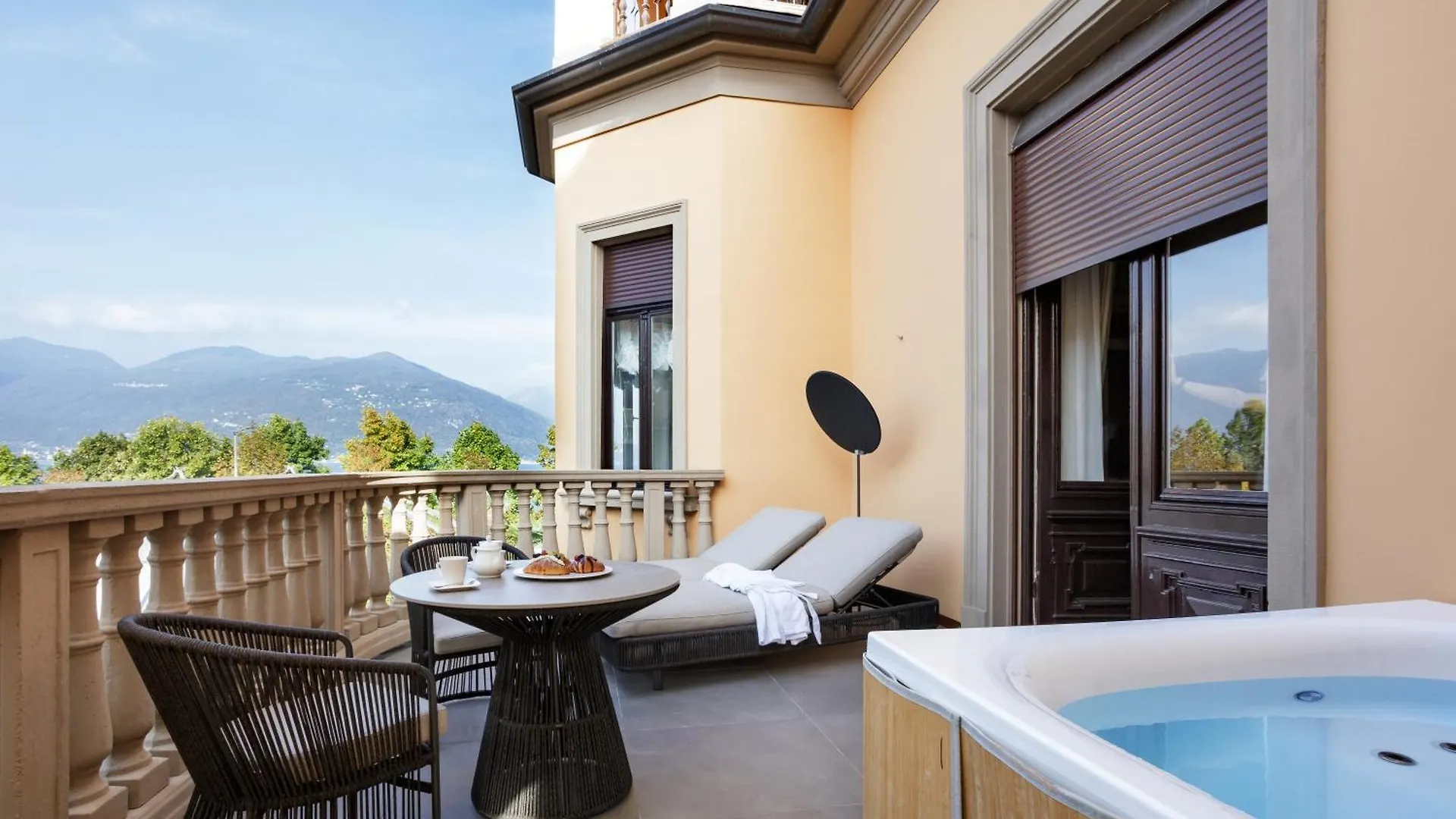 ****  Camin Hotel Luino Italy