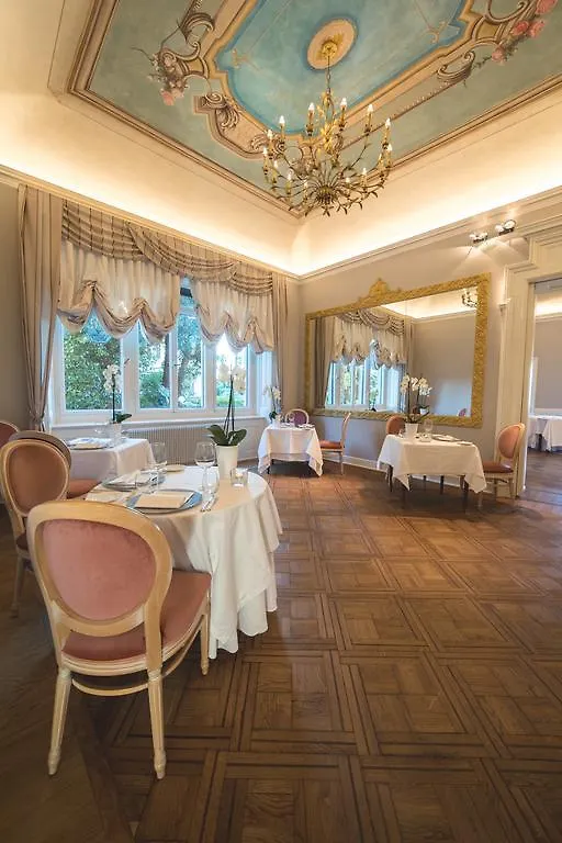 Camin Hotel Luino 4*,