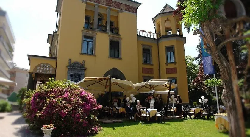 Camin Hotel Луино